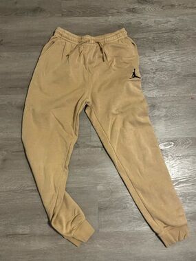 Jordan Kids Tan Joggers with Black Jumpman 13-15/XL
